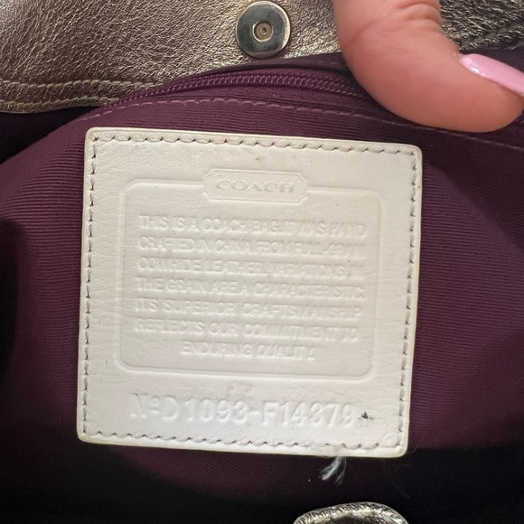 Coach F14379 ivory Ergo shoulder bag - Picture 10 of 16